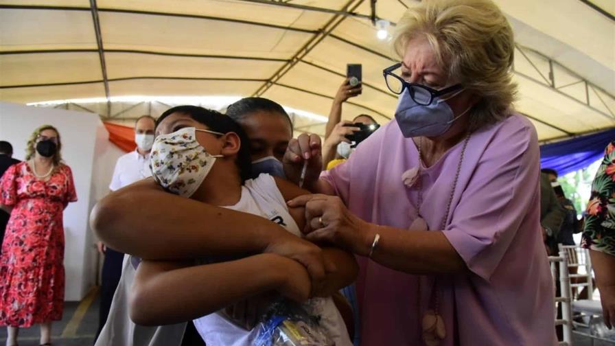 Pediatra afirma vacunación en niños reduce la probabilidad de hospitalización o muerte