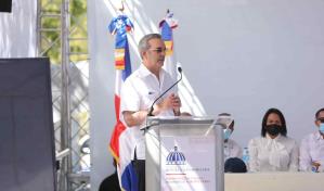 Abinader inaugura y empieza obras en Azua por m&aacute;s de RD$1,000 millones