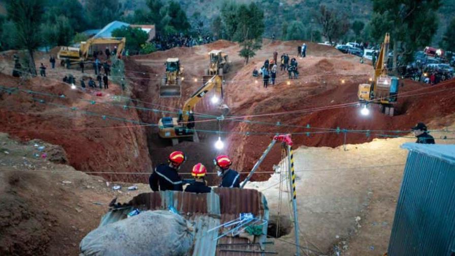 Niño de cinco años lleva cuatro días atrapado en un pozo en Marruecos