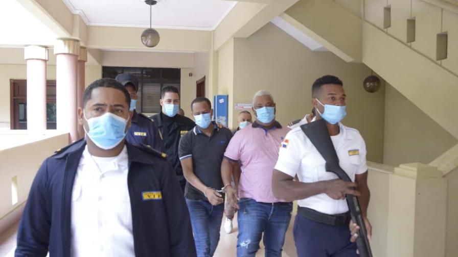 Aplazan audiencia contra dos policías acusados de matar compañero adscrito a la Digesett