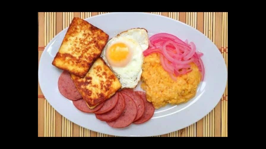 Hoy se celebra el Día Nacional del Mangú