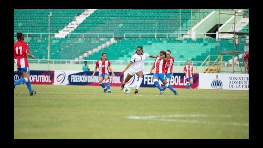 Dominicana gana terreno como plaza de fútbol en el Caribe