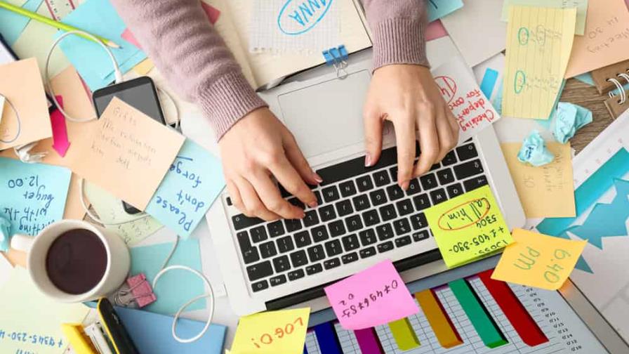 Vivir en una sociedad ocupada en estar ocupada Vivir en una sociedad ocupada en estar ocupada