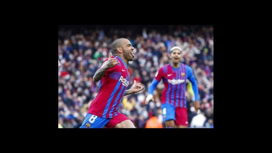 FC Barcelona golea 4-2 al Atlético y asciende al 4to puesto