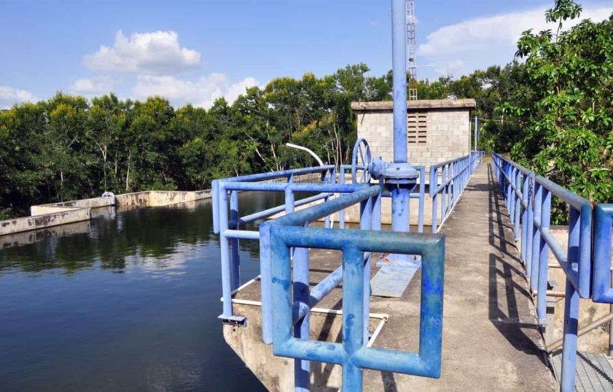 Lluvias afectan 24 acueductos y un puente, reporta el COE