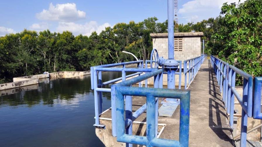 Lluvias afectan 24 acueductos y un puente, reporta el COE