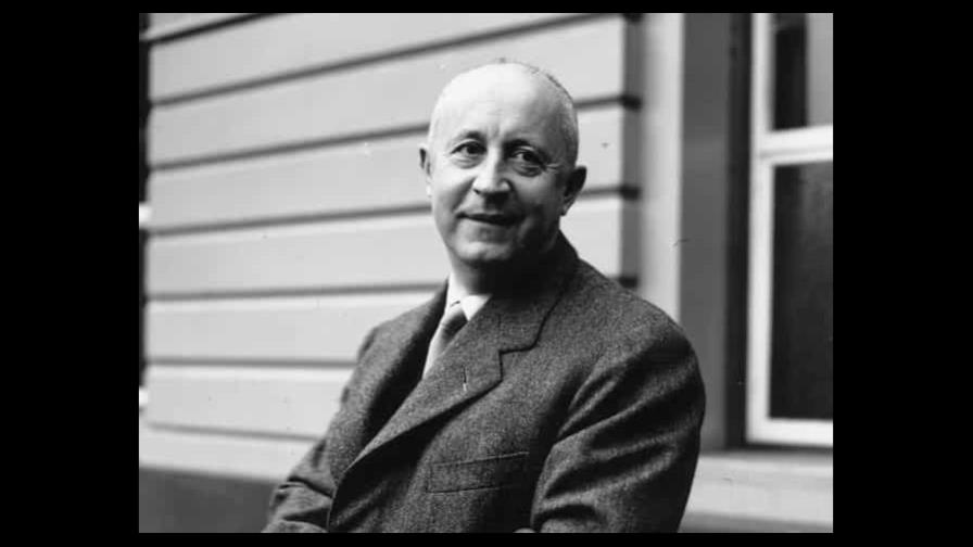 Christian Dior, un hombre reservado y muy supersticioso