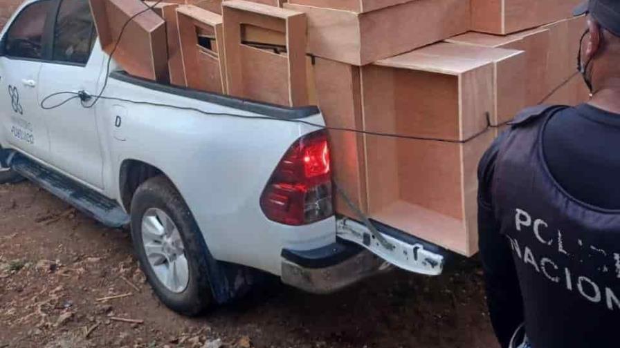 Desmantelan fábrica clandestina de máquinas tragamonedas en SDE Desmantelan fábrica clandestina de máquinas tragamonedas en SDE