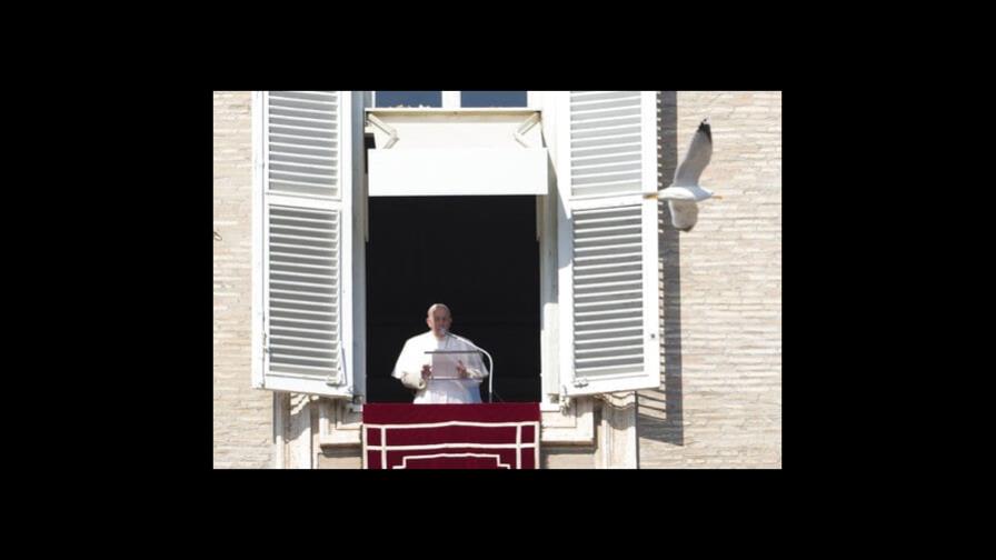 El papa acude como invitado a programa de entrevistas
