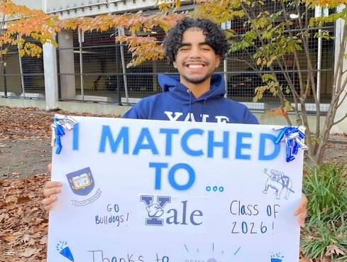 Joven dominicano recibe beca completa para estudiar en Yale