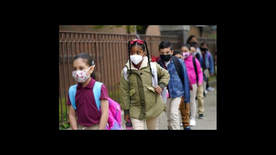 Nueva Jersey y tres estados más de EEUU anulan mandato de usar mascarillas en escuelas