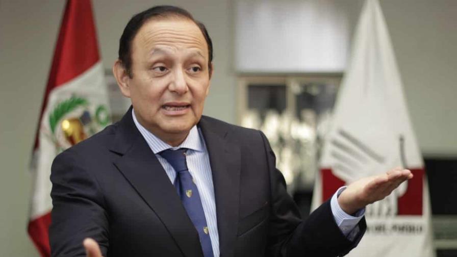 El defensor del pueblo de Perú pide la renuncia del presidente Castillo