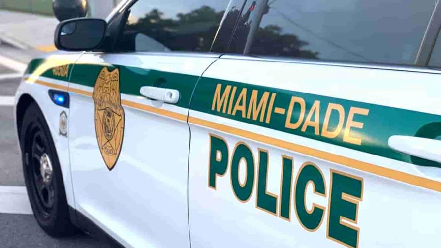 Un hombre en EEUU mata a tiros a su hija e hijo antes de quitarse la vida Un hombre en EEUU mata a tiros a su hija e hijo antes de quitarse la vida