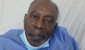 Buscan parientes de hombre de 80 años que lleva seis días en hospital