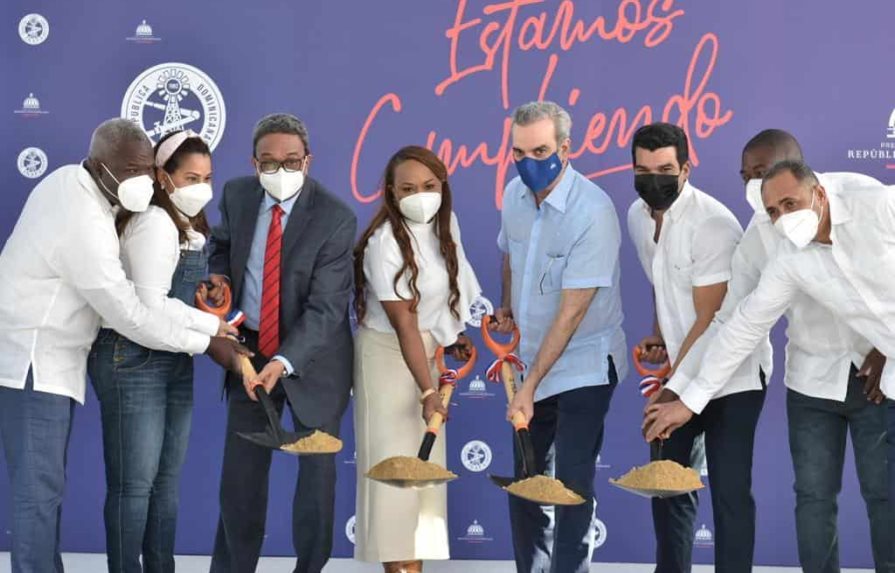 Abinader deja iniciada la ampliación del alcantarillado sanitario Juan Dolio-Guayacanes