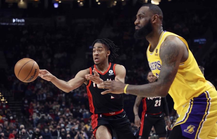 VÍDEO | Con 29 de Simons Blazers vencen a los Lakers de LeBron
