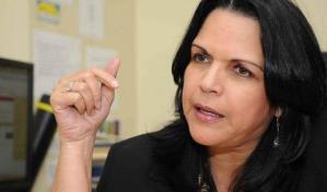 La reacción de Minou Tavárez ante alboroto por perritas con nombres de las Mirabal