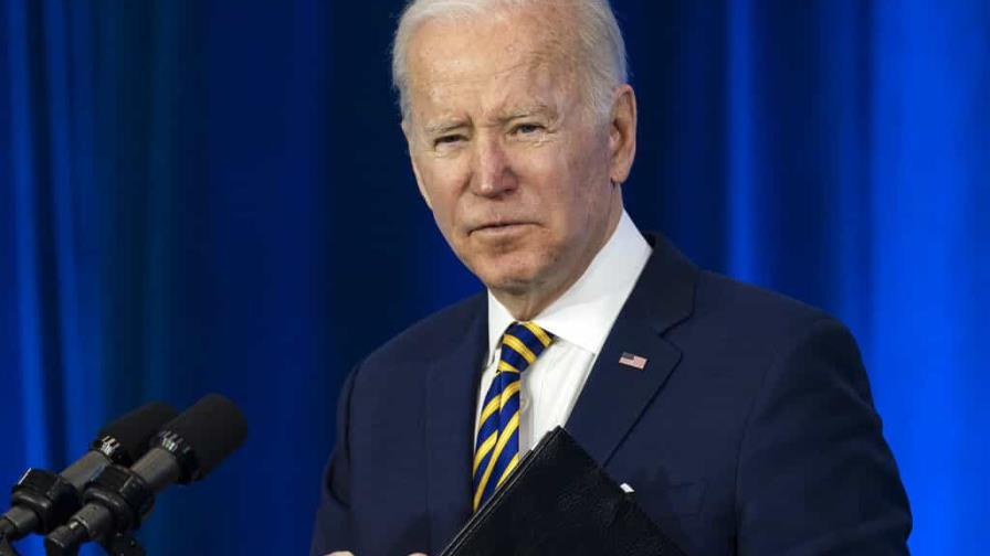 Biden pide a estadounidenses que salgan de Ucrania ante riesgo inminente de guerra Biden pide a estadounidenses que salgan de Ucrania ante riesgo inminente de guerra