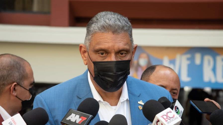 Ministro de Interior: Los que se robaron el país, no nos van a robar la paz Ministro de Interior: Los que se robaron el país, no nos van a robar la paz