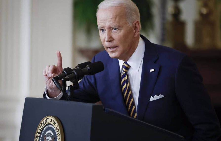 Biden descarta enviar tropas para sacar a estadounidenses de Ucrania