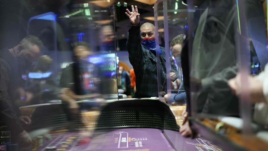 Nevada y casinos retiran requerimiento de uso de mascarilla
