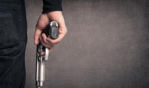 Conductor en estado de embriaguez atropella menor, choca veh&iacute;culo y dispara al aire en Santiago