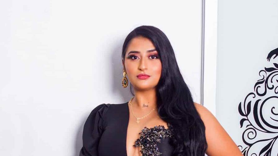 Colombiana forma parte del programa de televisión “Pégate y Gana” con el Pachá Colombiana forma parte del programa de televisión “Pégate y Gana” con el Pachá