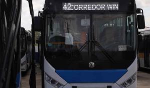 Abinader inaugura corredor en la Churchill y pasaje se pagará solo de manera electrónica