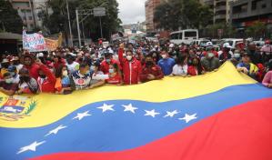 Chavistas muestran músculo en Venezuela y la oposición se plantea renovar liderazgo