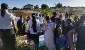 Sepultan restos de mujer asesinada por su esposo en Alma Rosa