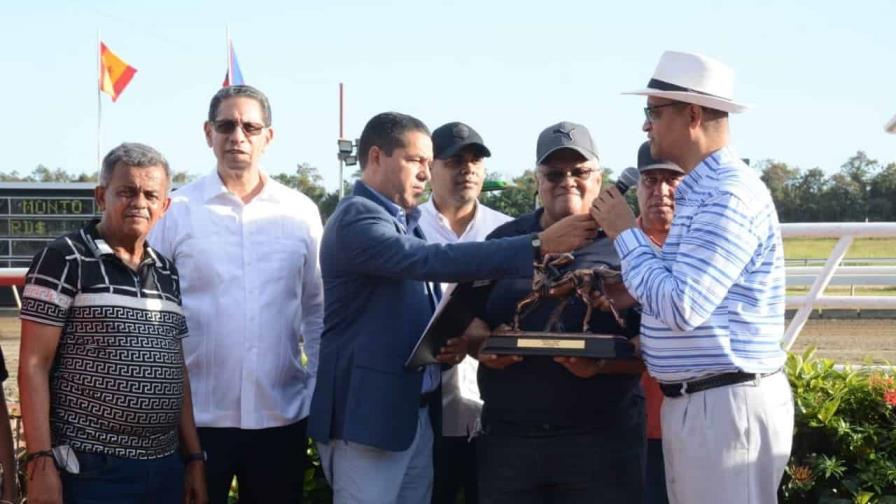 Gio Mambo gana clásico hipico San Valentín; Pool paga sobre RD$22 mil