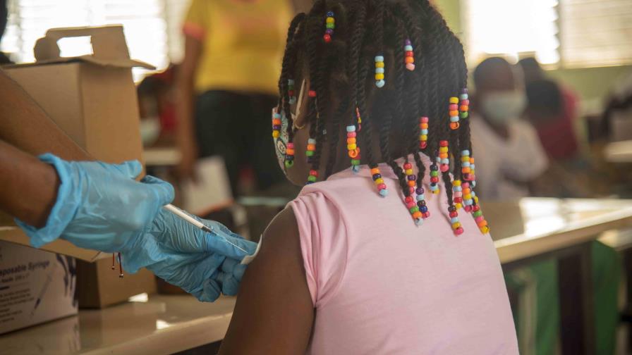 ¿Por qué se coloca la misma dosis de Sinovac a niños y de Pfizer se asigna una fracción de ella?