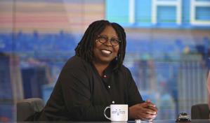 Whoopi Goldberg regresa a The View tras suspensi&oacute;n