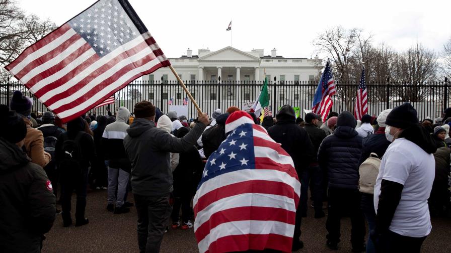 Un Día Sin Inmigrantes le recuerda a Biden la urgencia de una reforma