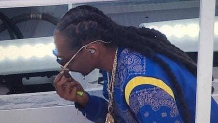 Snoop Dogg es captado fumando “marihuana” en pleno show del Super Bowl