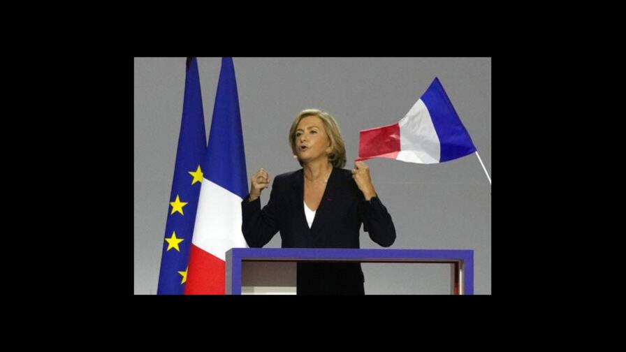 Candidata presidencial de Francia organiza su primer mitin