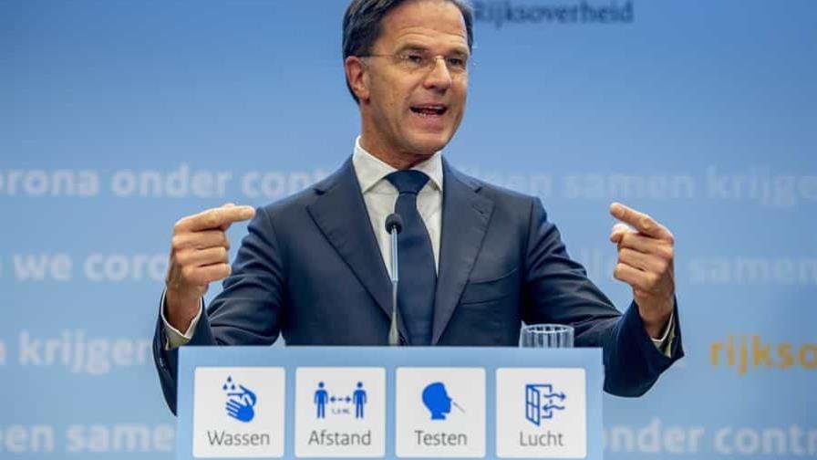 Países Bajos elimina el uso de mascarillas, el pase covid y la distancia