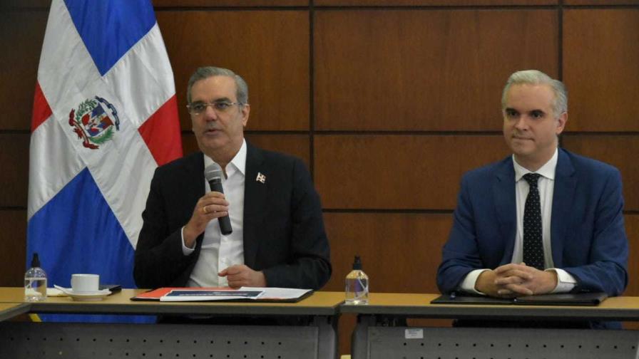 Acuerdan aumento de salarios para los trabajadores de los ingenios Acuerdan aumento de salarios para los trabajadores de los ingenios