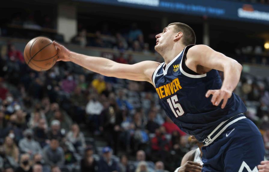 VÍDEO | Denver supera al Magic con 26 tantos de Jokic