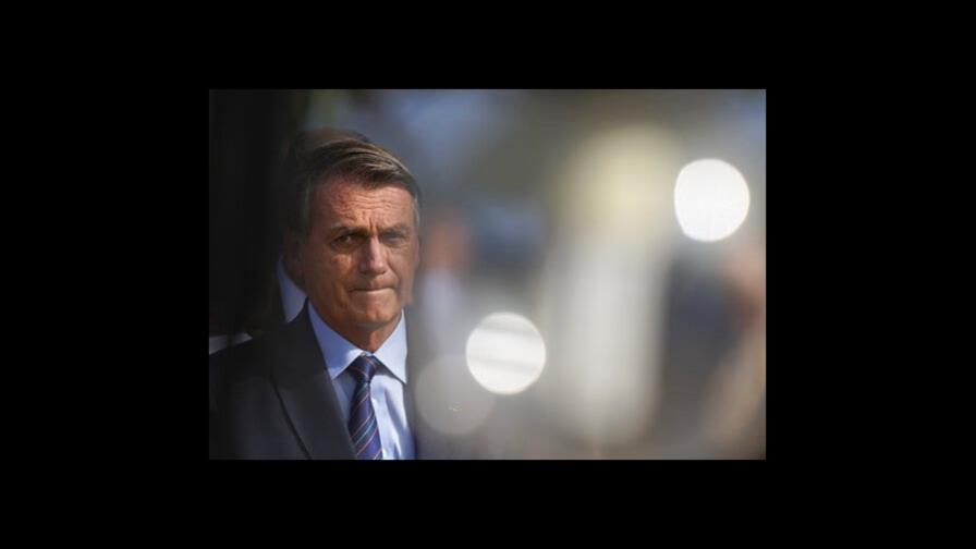 Jair Bolsonaro parte rumbo a Rusia pese a objeciones de occidente y su gabinete