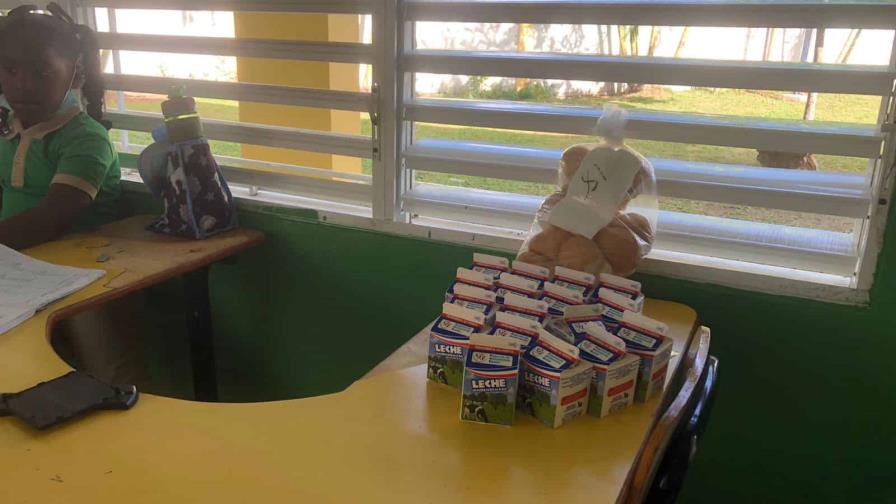 Denuncian que almuerzo no alcanza y es de mala calidad en escuela de El Seibo