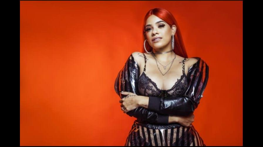 La Insuperable se tatúa el rostro de Toxic Crow en la pelvis La Insuperable se tatúa el rostro de Toxic Crow en la pelvis