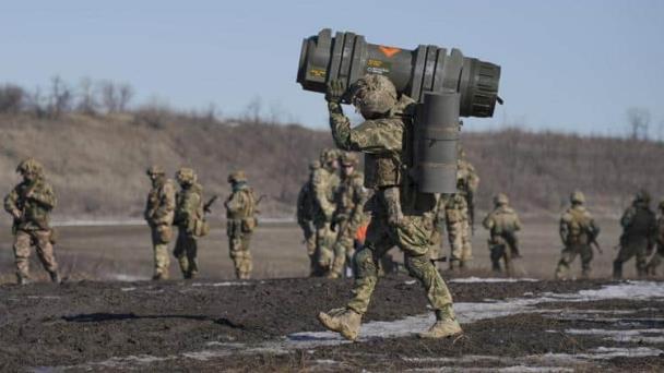 Rusia anuncia retirada de más tropas en crisis con Ucrania