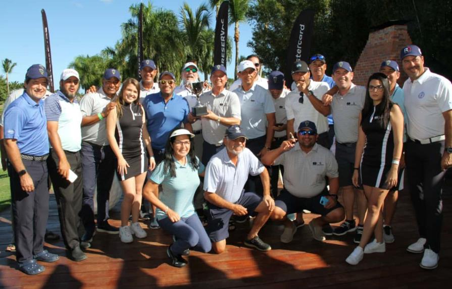 Golfistas de la Altagracia ganaron torneo interasociaciones Región Este