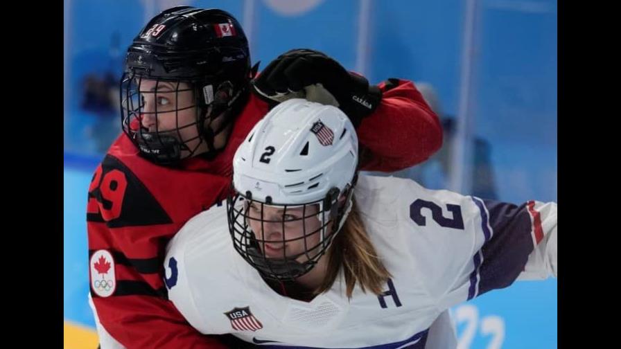 Canadá gana a EEUU y se lleva el oro de hockey femenino