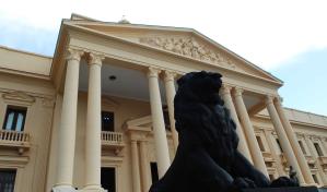 Empleos p&uacute;blicos aumentan en la Seguridad Social tras sanear n&oacute;minas