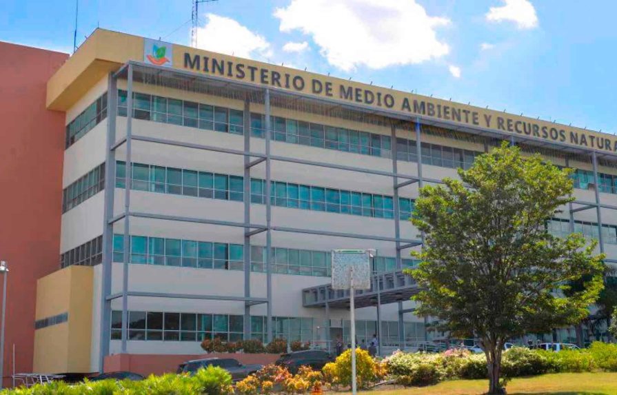 Medio Ambiente se querella contra empresario por daños en Loma Quita Espuela  