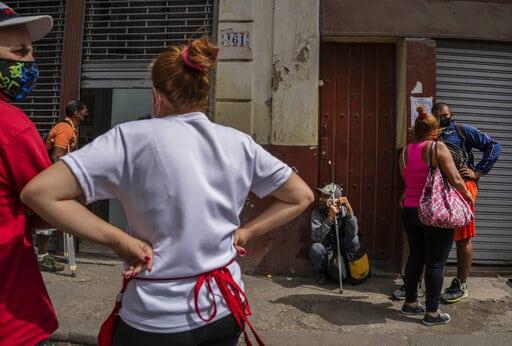 Inflación y dolarización golpean a la economía cubana
