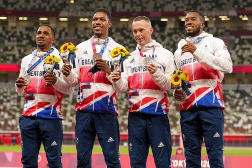 Equipo británico de relevos 4x100 pierde plata de Tokio 2020 por dopaje de un compañero