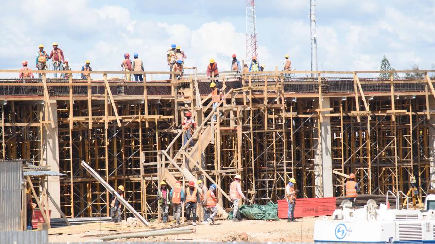 En la construcción de la Línea 2C del Metro de Santo Domingo se trabaja todos los días